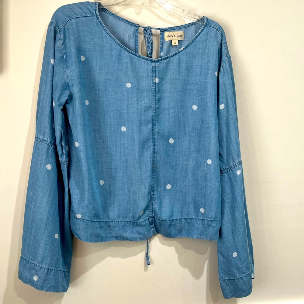 Anthropologie Cloth & Stone Polka Dot Chambray Tie Back Top Medium